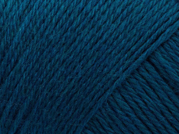 Filcolana Arwetta, 80% Superwash Merino Wool & 20%Nylon, 210 m/200yds