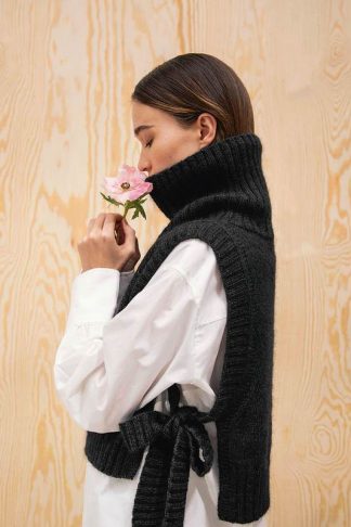 Sandnes Garn, Pattern Book, SOFT KNITS FOR LADIES, 2202